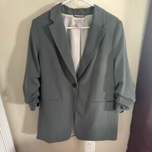 H&M Blazer Green Ruched Sleeve
Single Button Women Size Medium